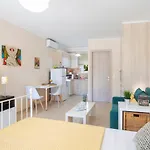 Anelia Apartment *